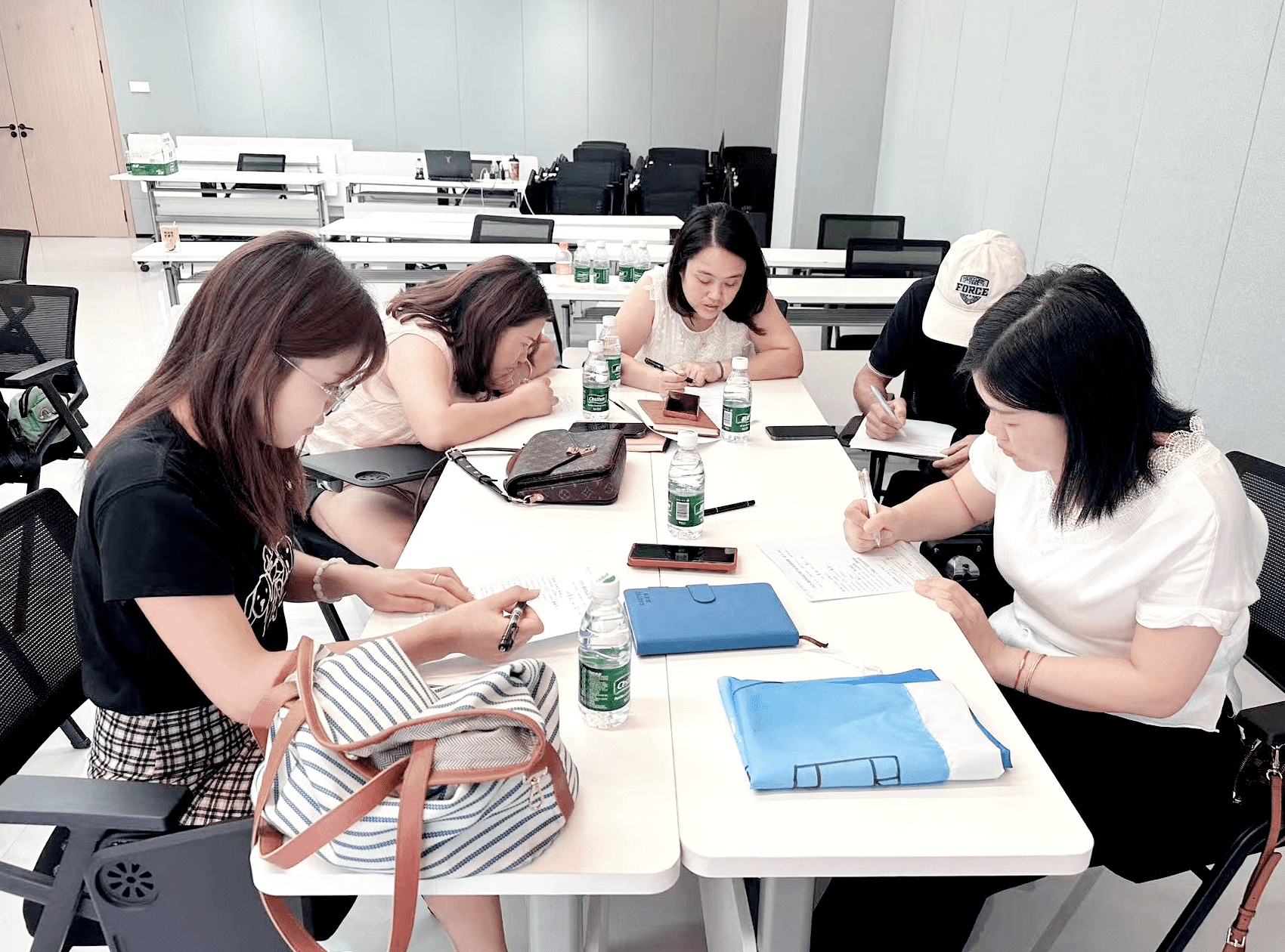 231758587519100177.png 210c7d0057a7d8121c1ba4584b63d6b3.png